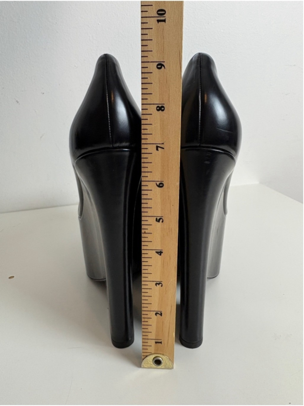 Versace Tempest Platform Pumps Black High Heels Leather Pointed Toe IT 39.5 - Picture 14 of 14